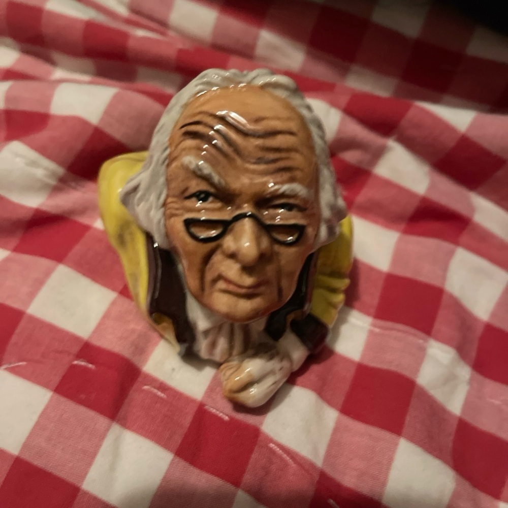 Kevin Francis Face Pots Ebenezer Scrooge Yellow Edition 2002